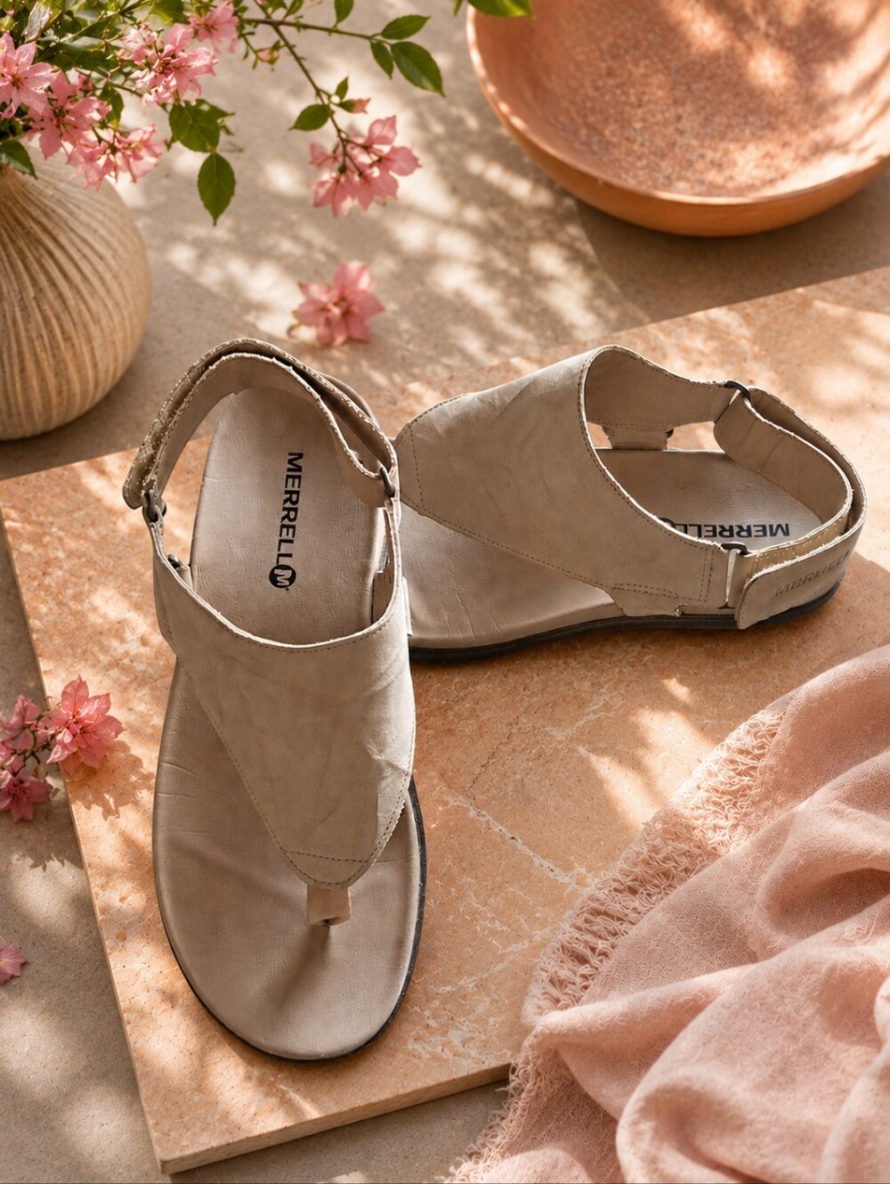 Merrell  Beige Around Town Sunvue Post Comfort  Sandals – GUC-8- Sandstone